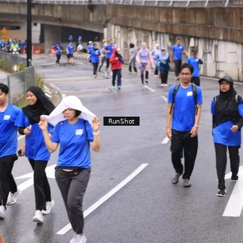 Runner Photo 7958731