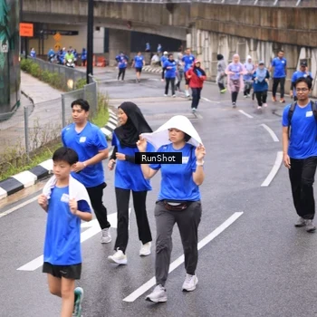 Runner Photo 7958732