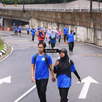 Runner Photo 7958752