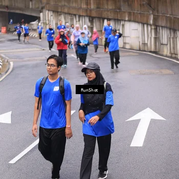 Runner Photo 7958756