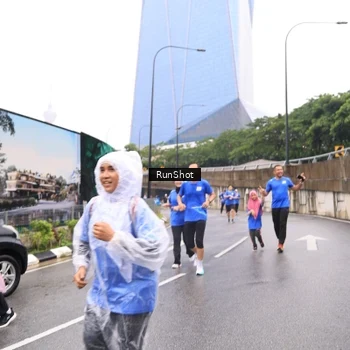 Runner Photo 7958764