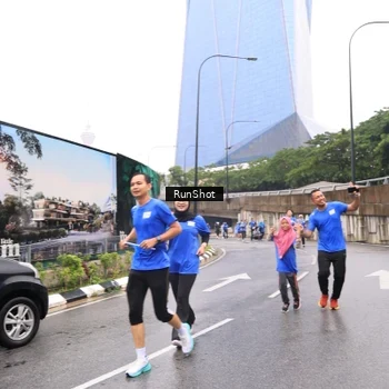 Runner Photo 7958770