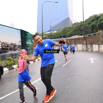 Runner Photo 7958797