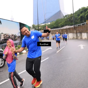 Runner Photo 7958799