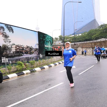 Runner Photo 7958813