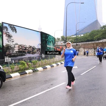Runner Photo 7958815
