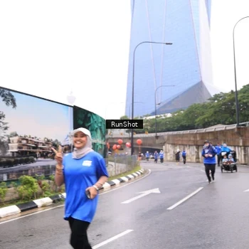 Runner Photo 7958822