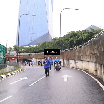 Runner Photo 7958829