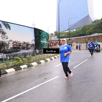 Runner Photo 7958834