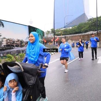 Runner Photo 7958880