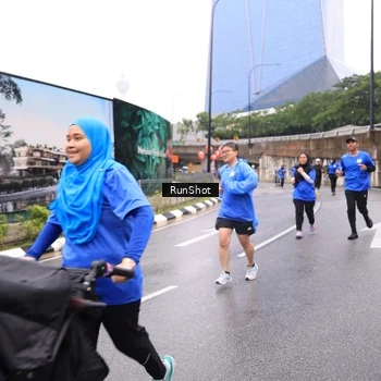Runner Photo 7958882