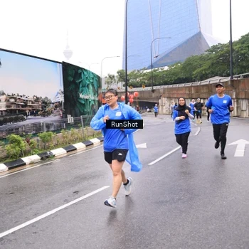 Runner Photo 7958883