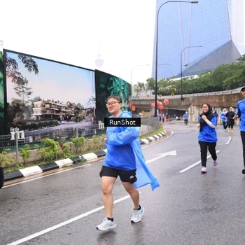Runner Photo 7958888