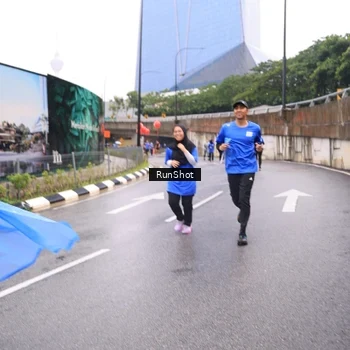 Runner Photo 7958893