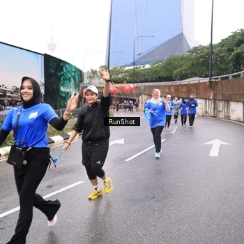 Runner Photo 7958935