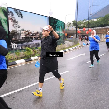 Runner Photo 7958943