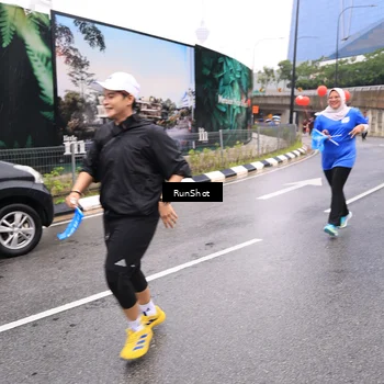 Runner Photo 7958945