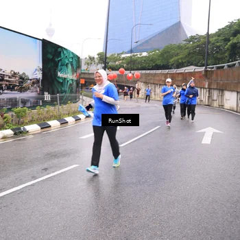 Runner Photo 7958947