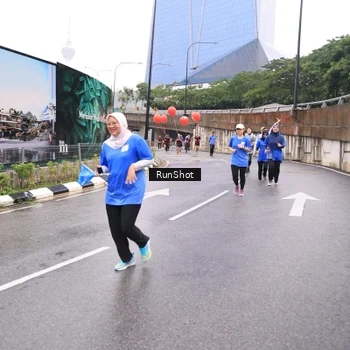Runner Photo 7958948