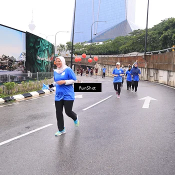 Runner Photo 7958951