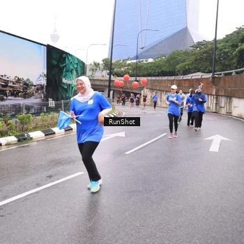 Runner Photo 7958955