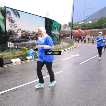 Runner Photo 7958960