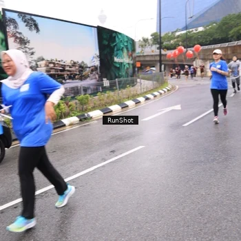 Runner Photo 7958967