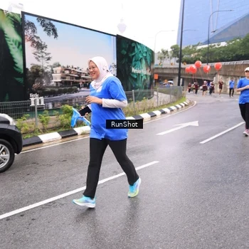 Runner Photo 7958974