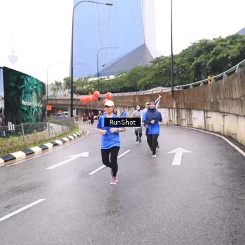 Runner Photo 7958978