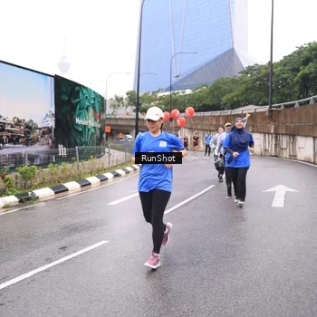 Runner Photo 7958980