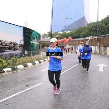 Runner Photo 7958982