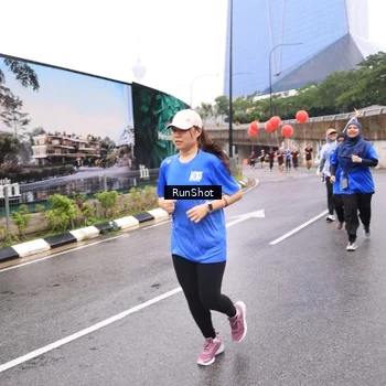 Runner Photo 7958987