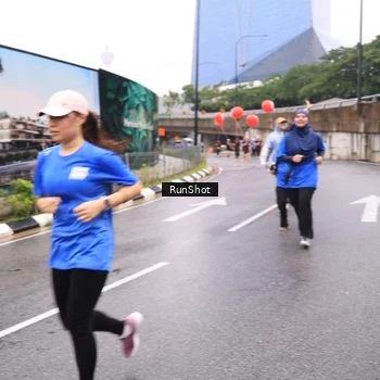 Runner Photo 7958989