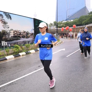Runner Photo 7958991
