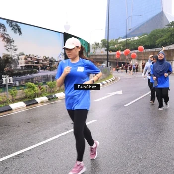 Runner Photo 7958992