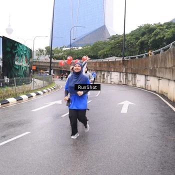 Runner Photo 7959000