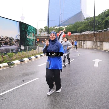 Runner Photo 7959007
