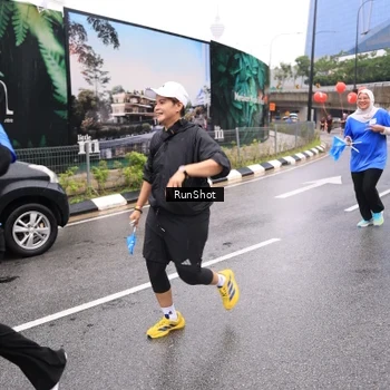 Runner Photo 7959013