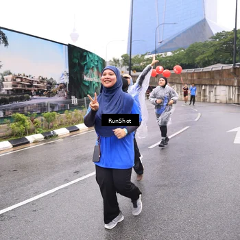 Runner Photo 7959015