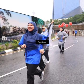 Runner Photo 7959016