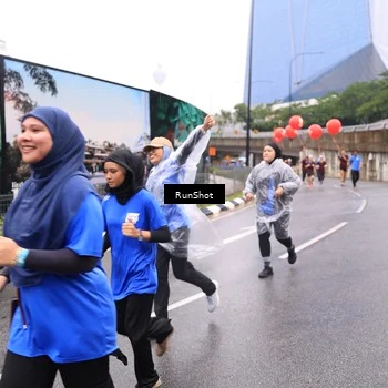 Runner Photo 7959020
