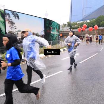 Runner Photo 7959024
