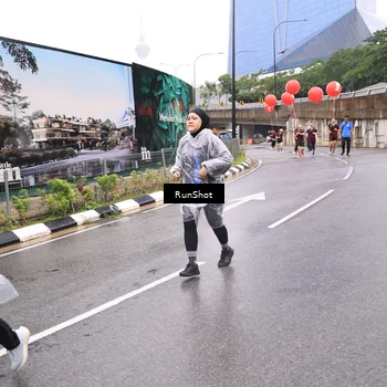 Runner Photo 7959026