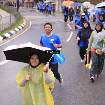 Runner Photo 7959041