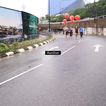 Runner Photo 7959051