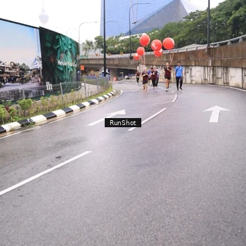 Runner Photo 7959052