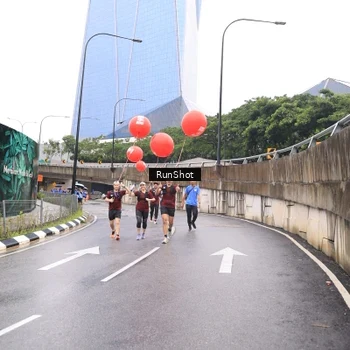 Runner Photo 7959079