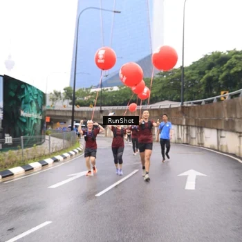 Runner Photo 7959091
