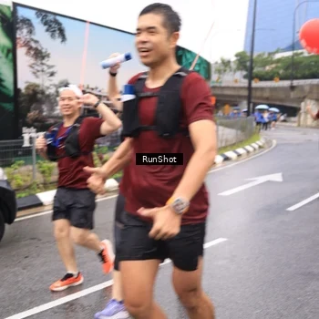 Runner Photo 7959125