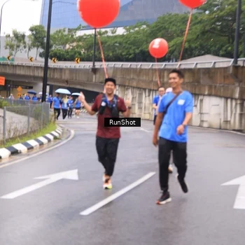 Runner Photo 7959128